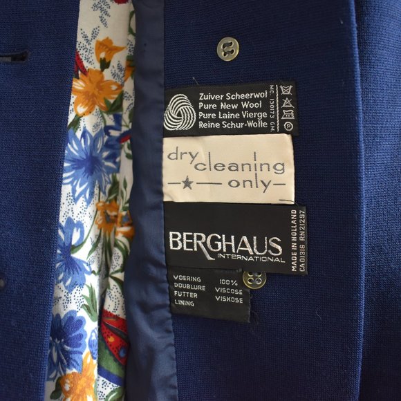 Vintage 1960's Navy Blue Wool Fall/Spring Coat - Picture 5 of 6